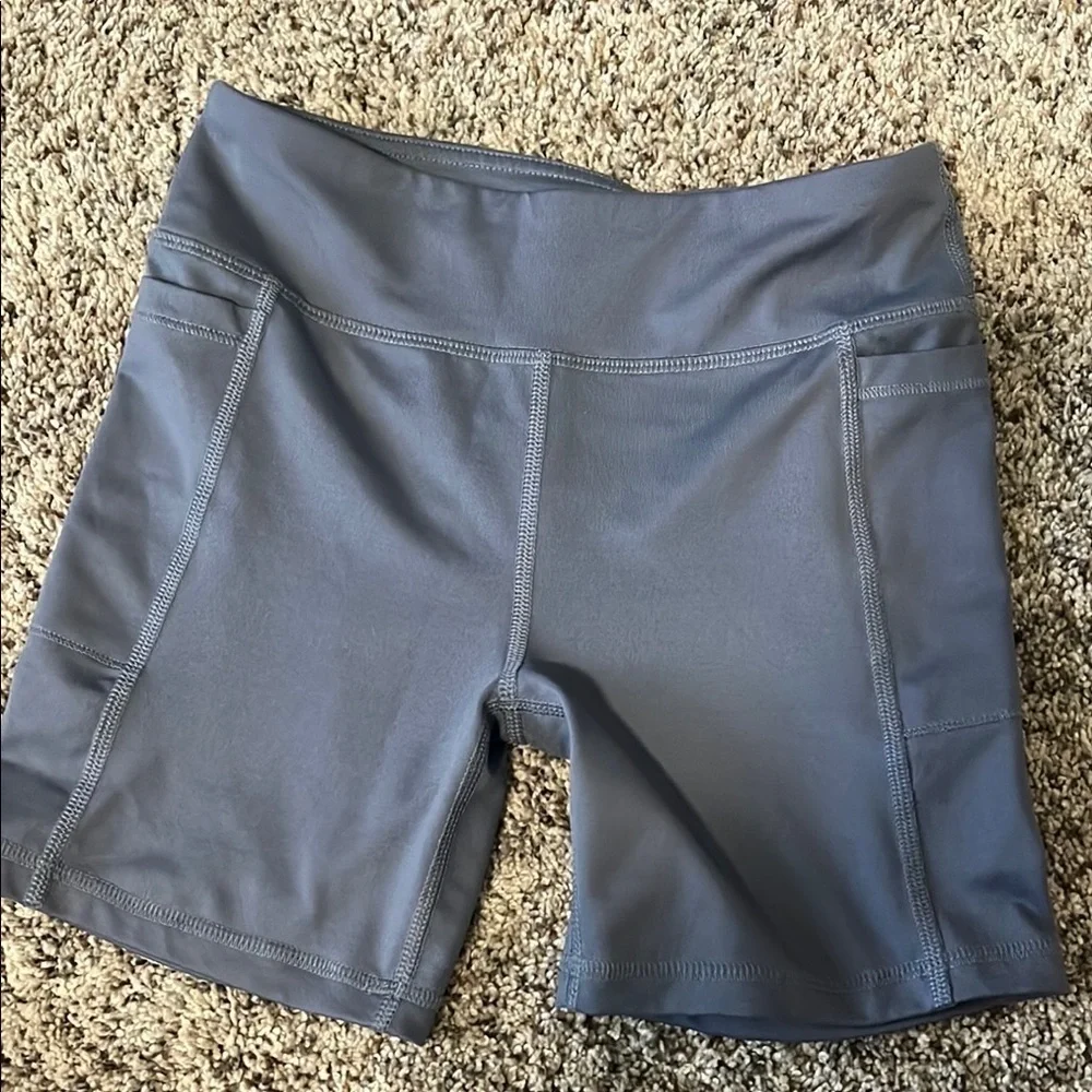 DSG Kids Matching Set - White, Gray, and Black - Picture 5 of 8